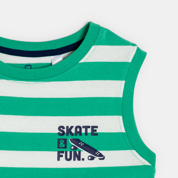 قميص داخلي مقلم أخضر اللون للأولاد